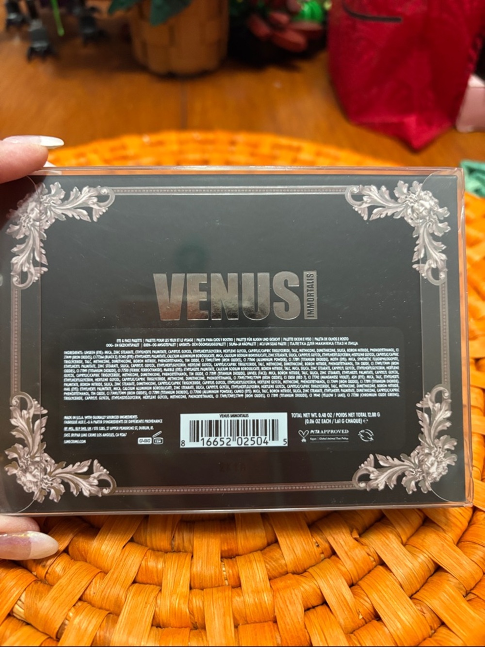 Lime Crime Venus Palette - Black & Silver Artbox - Picture 3 of 5